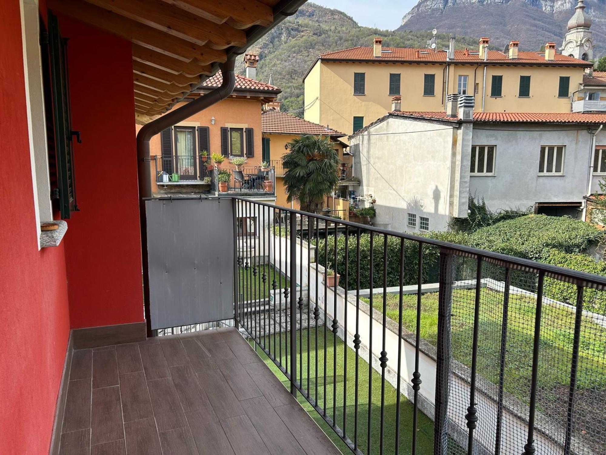Menaggio Down Town Apartment ภายนอก รูปภาพ